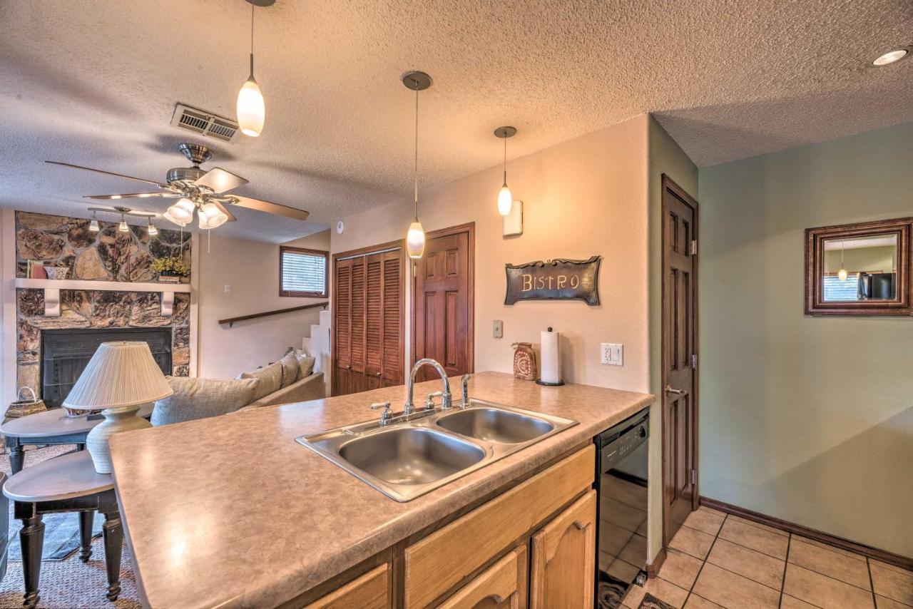 Condo With Hot Tub About 4 Miles To Ruidoso Winter Park! Exteriör bild