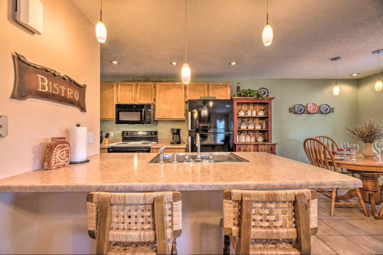 Condo With Hot Tub About 4 Miles To Ruidoso Winter Park! Exteriör bild